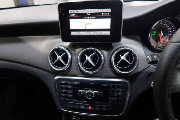 Used 2015 AT mercedes-benz gla-class null Image[18]