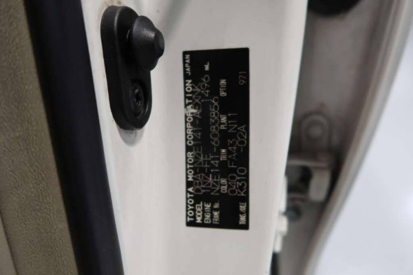 Used 2009 AT toyota axio null Image[11]
