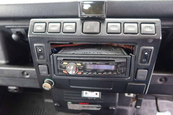 Used 2003 MT land-rover defender null Image[20]