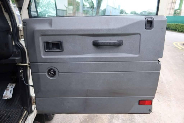 Used 2003 MT land-rover defender null Image[26]