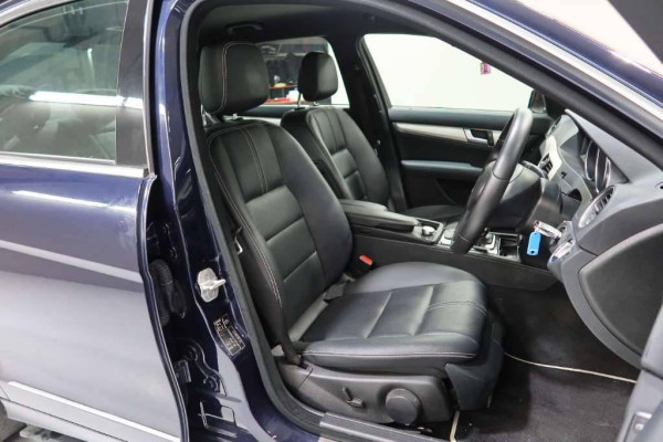 Used 2014 AT mercedes-benz c-class null Image[15]