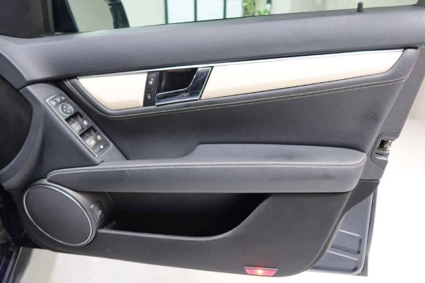 Used 2014 AT mercedes-benz c-class null Image[27]