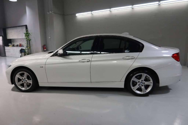 Used 2014 AT bmw 3-series null Image[3]