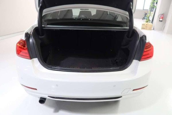 Used 2014 AT bmw 3-series null Image[9]