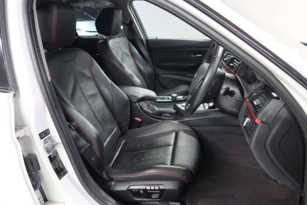 Used 2014 AT bmw 3-series null Image[16]
