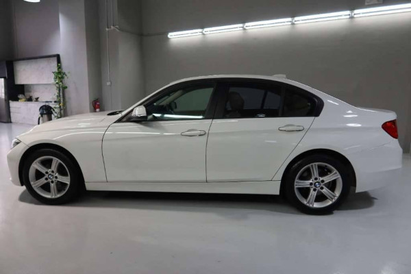 Used 2014 AT bmw 3-series null Image[3]
