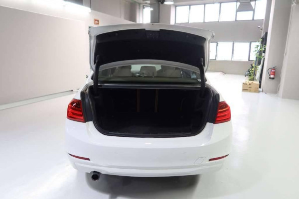 Used 2014 AT bmw 3-series null Image[8]