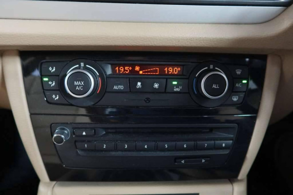 Used 2014 AT bmw x1 null Image[24]