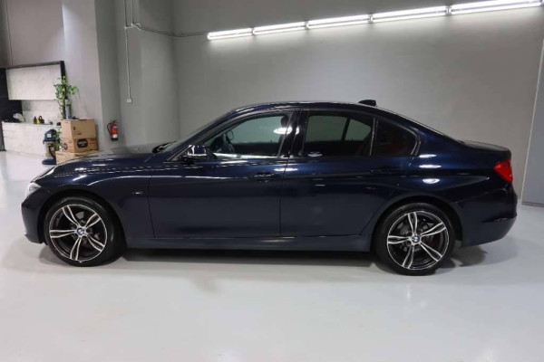 Used 2014 AT bmw 3-series null Image[3]
