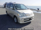 Toyota Noah AZR60G