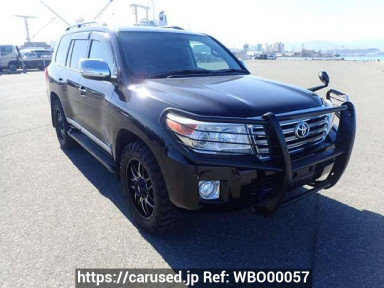 Toyota Land Cruiser URJ202W