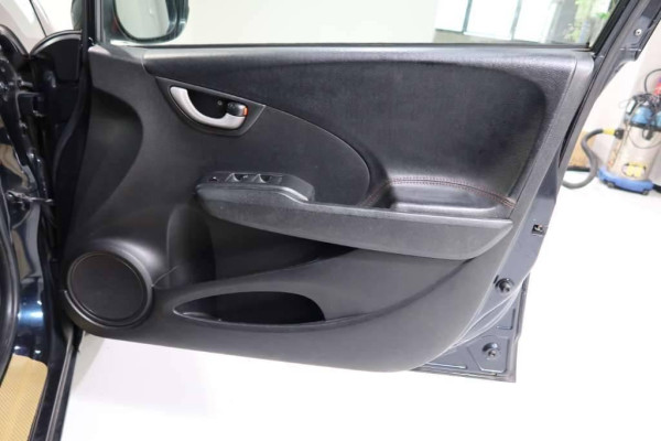 Used 2009 AT honda fit null Image[26]