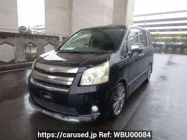 Toyota Noah ZRR70W