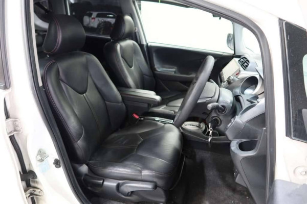 Used 2009 AT honda fit null Image[16]