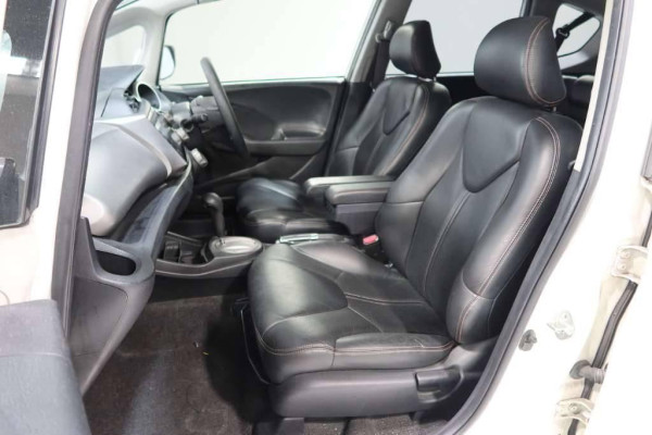 Used 2009 AT honda fit null Image[17]