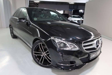 Mercedes Benz E-Class null