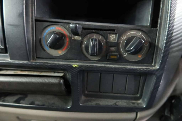 Used 2010 MT nissan atlas null Image[20]