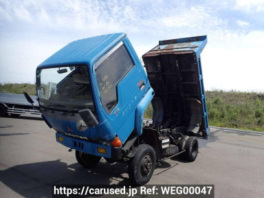 Mitsubishi Canter FG335BD