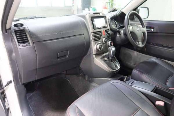 Used 2009 AT toyota rush null Image[33]