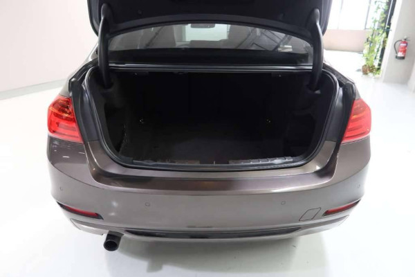 Used 2014 AT bmw 3-series null Image[16]