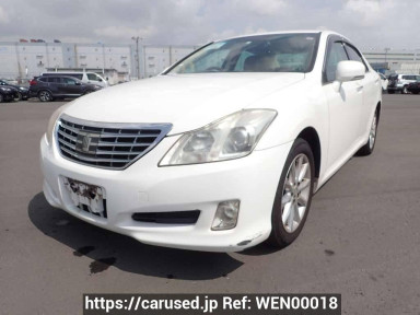 Toyota Crown GRS200