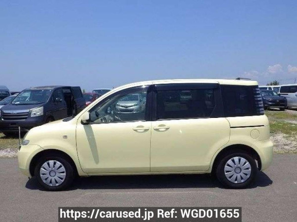 Used 2004 AT toyota sienta NCP81G Image[3]