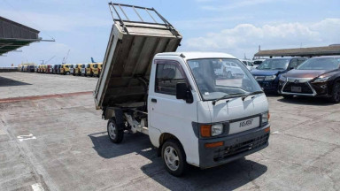 Daihatsu Hijet Truck S110P