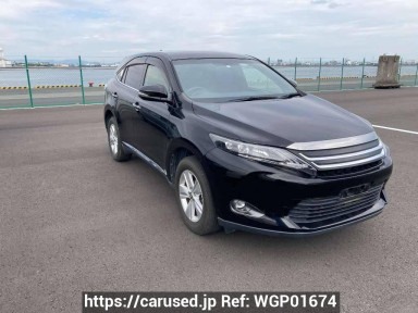 Toyota Harrier ZSU65W