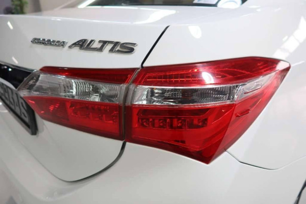 Used 2014 AT toyota corolla-altis null Image[23]