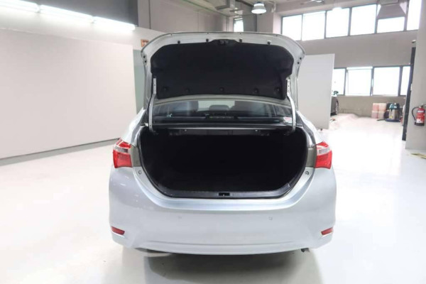 Used 2014 AT toyota corolla-altis null Image[10]