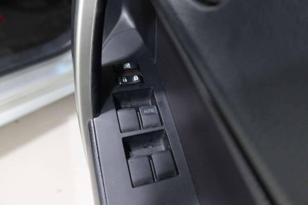 Used 2014 AT toyota corolla-altis null Image[40]