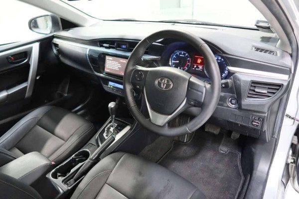 Used 2014 AT toyota corolla-altis null Image[42]