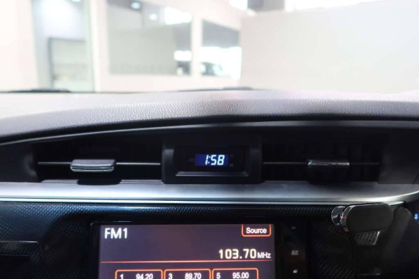 Used 2014 AT toyota corolla-altis null Image[46]