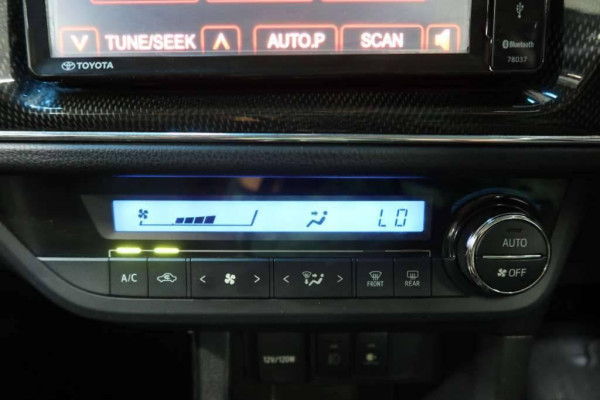 Used 2014 AT toyota corolla-altis null Image[54]