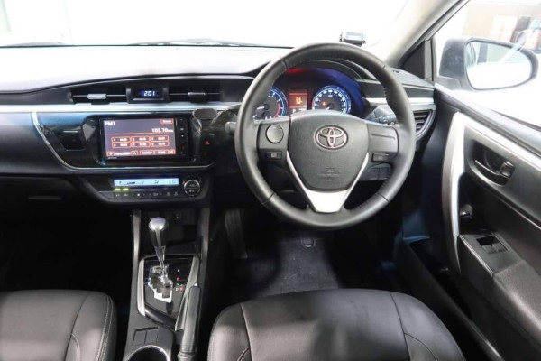 Used 2014 AT toyota corolla-altis null Image[64]