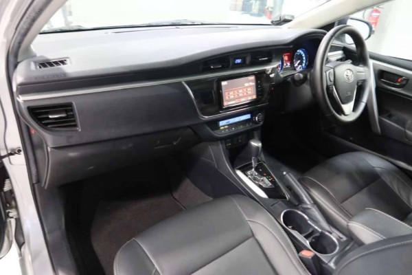 Used 2014 AT toyota corolla-altis null Image[72]