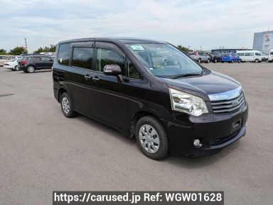 Toyota Noah ZRR75G