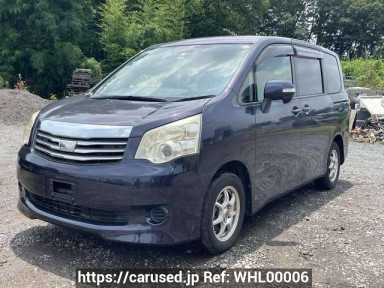 Toyota Noah ZRR70G