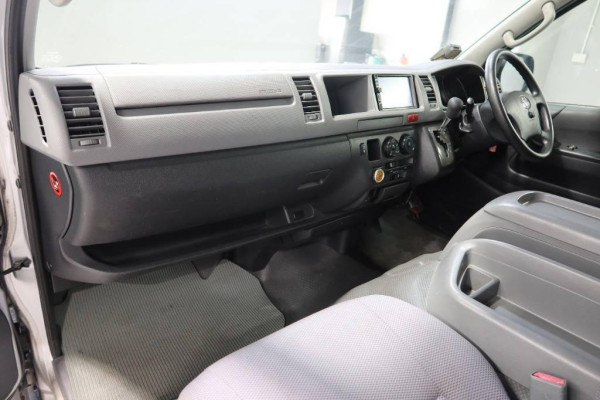 Used 2010 AT toyota hiace-commuter null Image[20]
