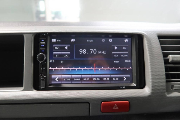 Used 2010 AT toyota hiace-commuter null Image[26]