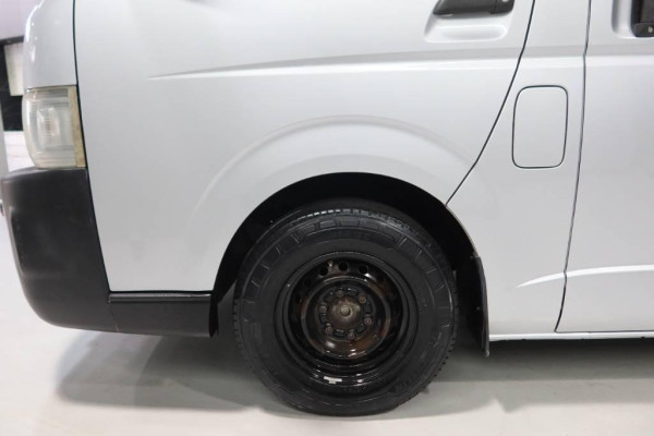 Used 2010 AT toyota hiace-commuter null Image[29]