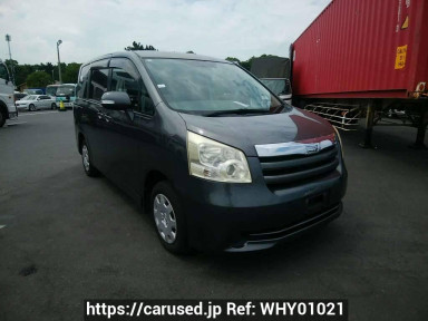 Toyota Noah ZRR75G