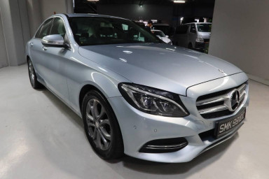 Mercedes Benz C-Class null