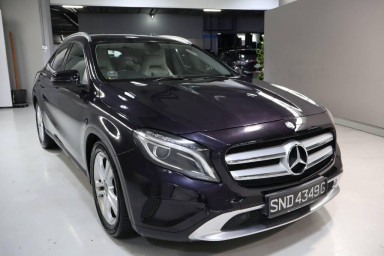 Mercedes Benz GLA-Class null