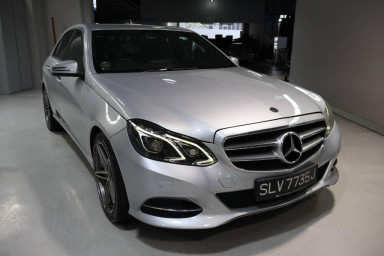 Mercedes Benz E-Class null