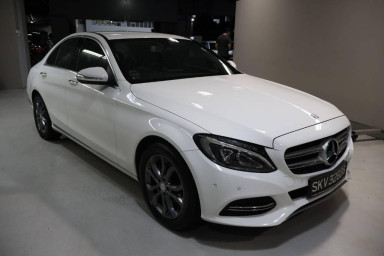 Mercedes Benz C-Class null