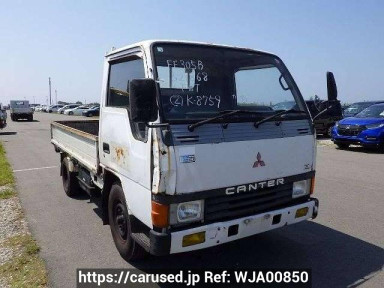 Mitsubishi Canter FE305B