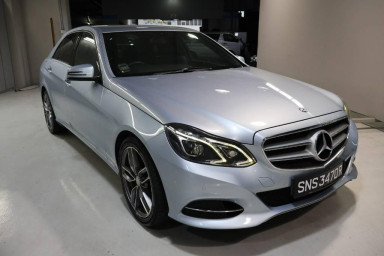 Mercedes Benz E-Class null