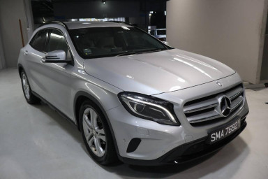 Mercedes Benz GLA-Class null