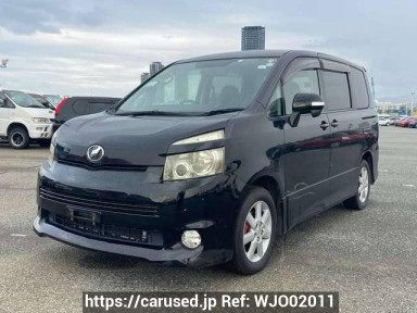 Toyota Voxy ZRR70W